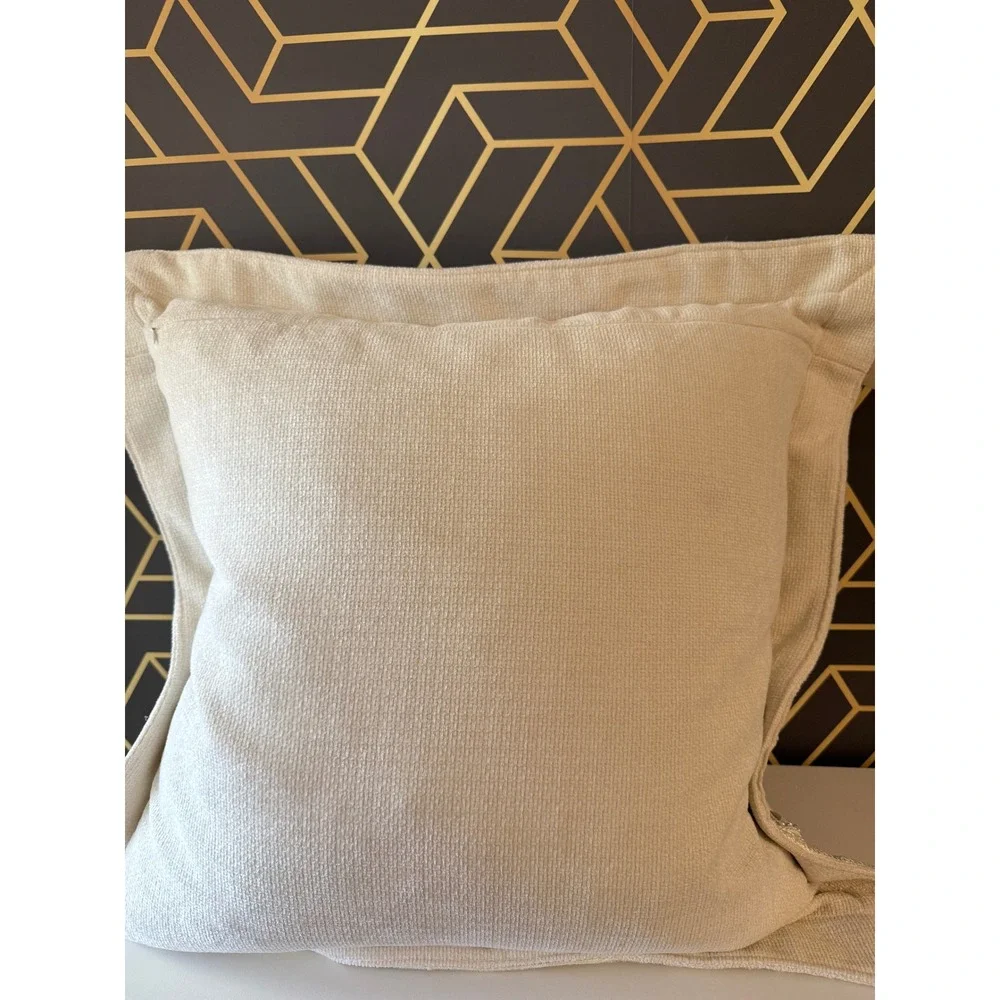 Callisto Home large 24